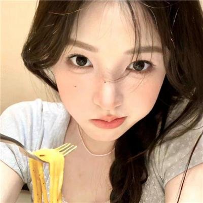芙洛拉与儿子